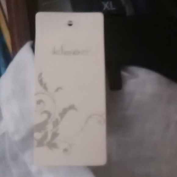 Brand new White 100% cotton top - Picture 2 of 3